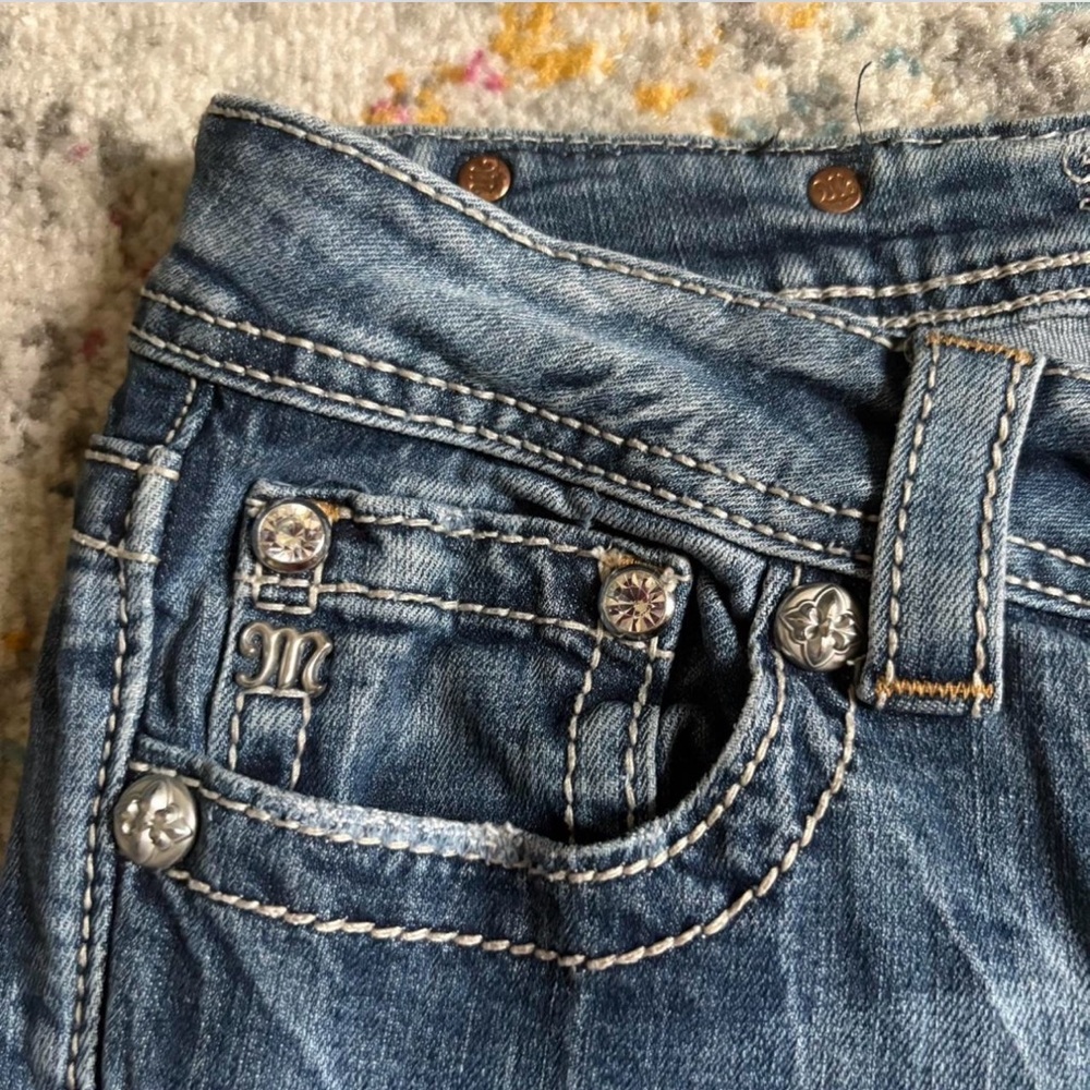 Miss Me Women's Embellished Jeans - Picture 5 of 5